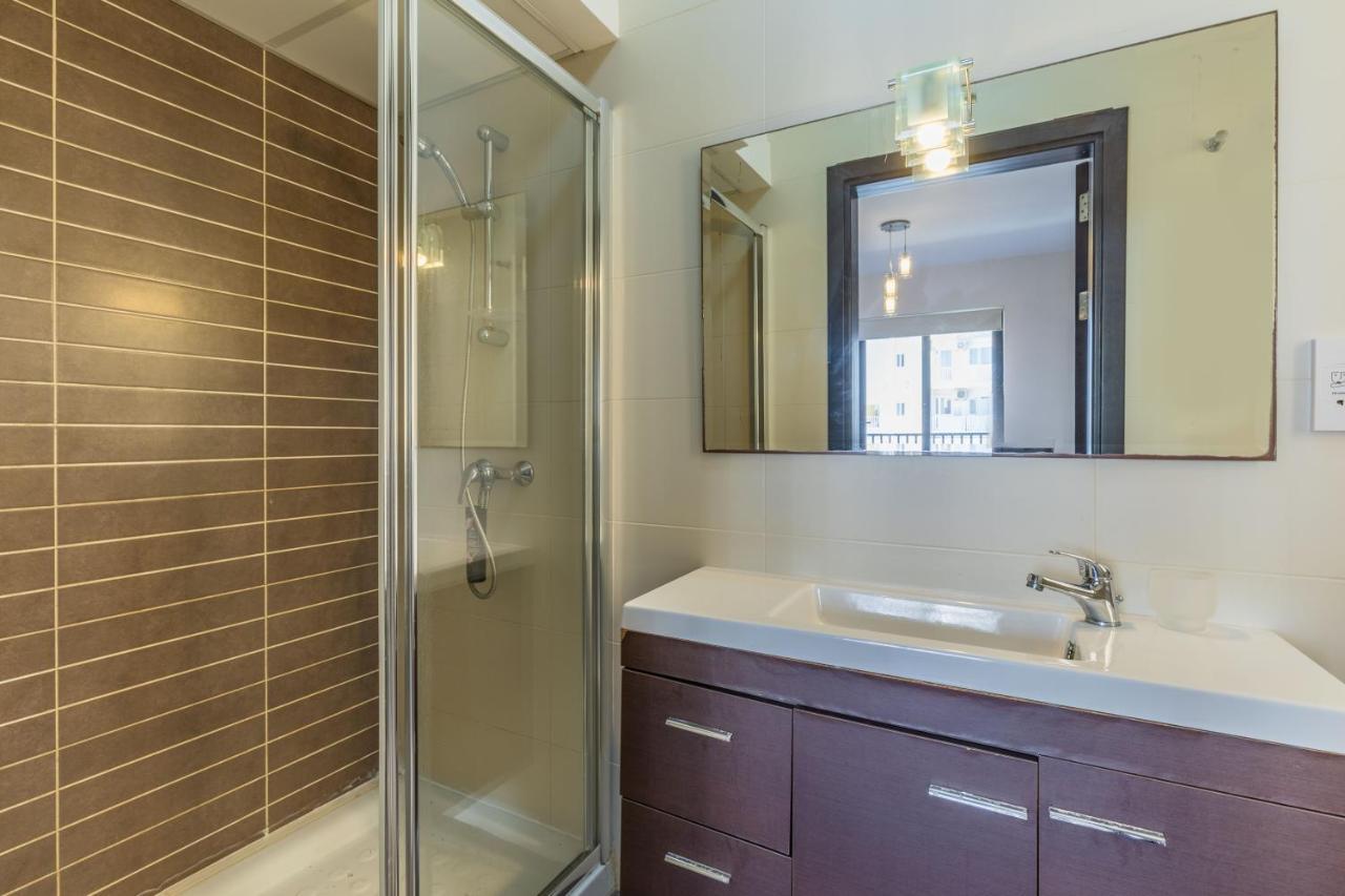 Gorgeous Two Bedroom Sea View In Marsascala Marsaskala Esterno foto